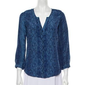 Joie blue snake print blouse size medium